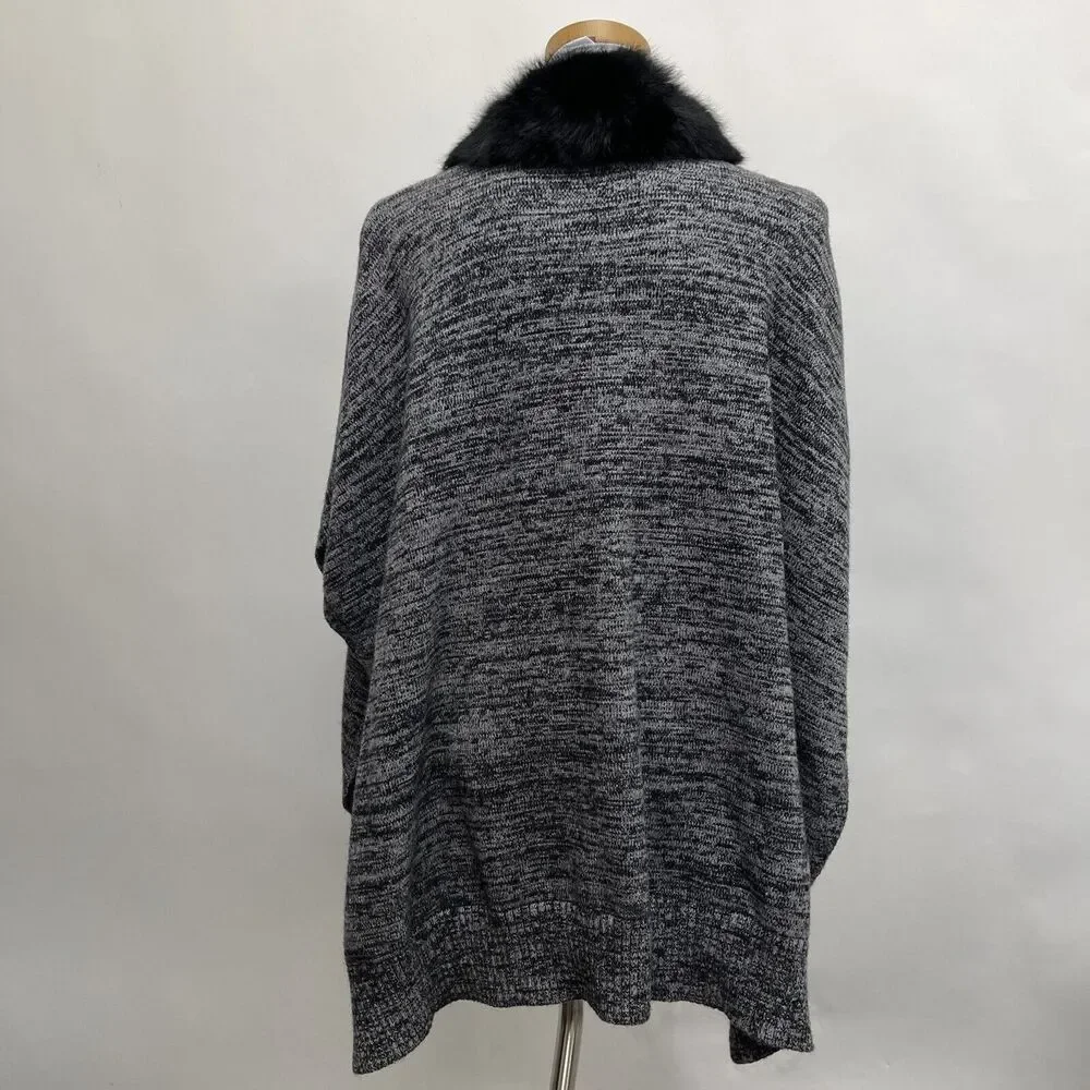 Stella + Lorenzo Poncho Sweater X-Small Small Black White Rabbit Fur Collar‎